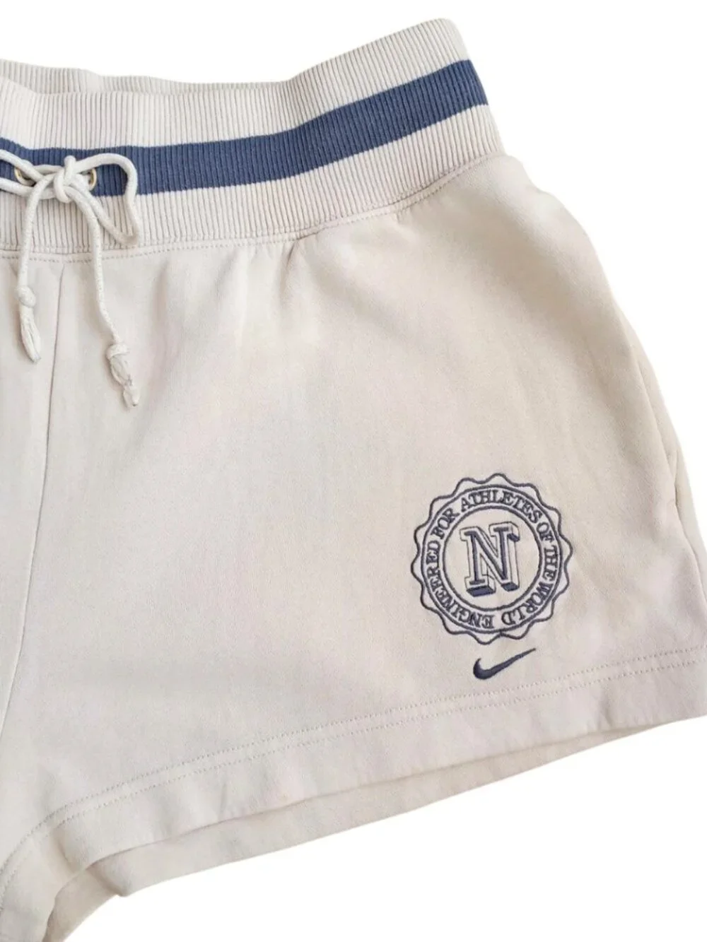 Nike Women’s Cream Athletic Shorts Size L – Drawstring Waist Casual Lounge